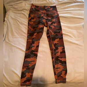 Lululemon camo Wunder Under High Rise Leggings Tights size 8